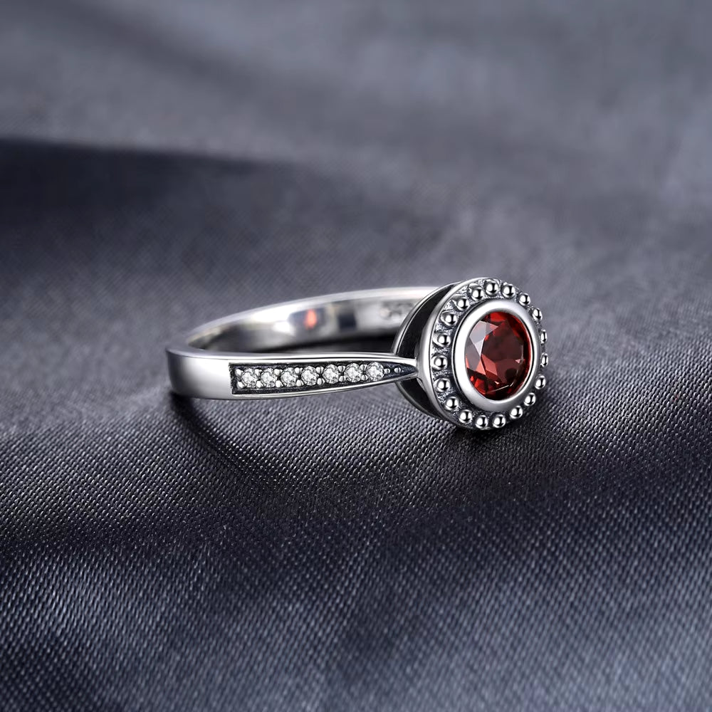 Elegant 5mm Natural Garnet 925 Sterling Silver Ring - A Timeless Fashion Statement for Women