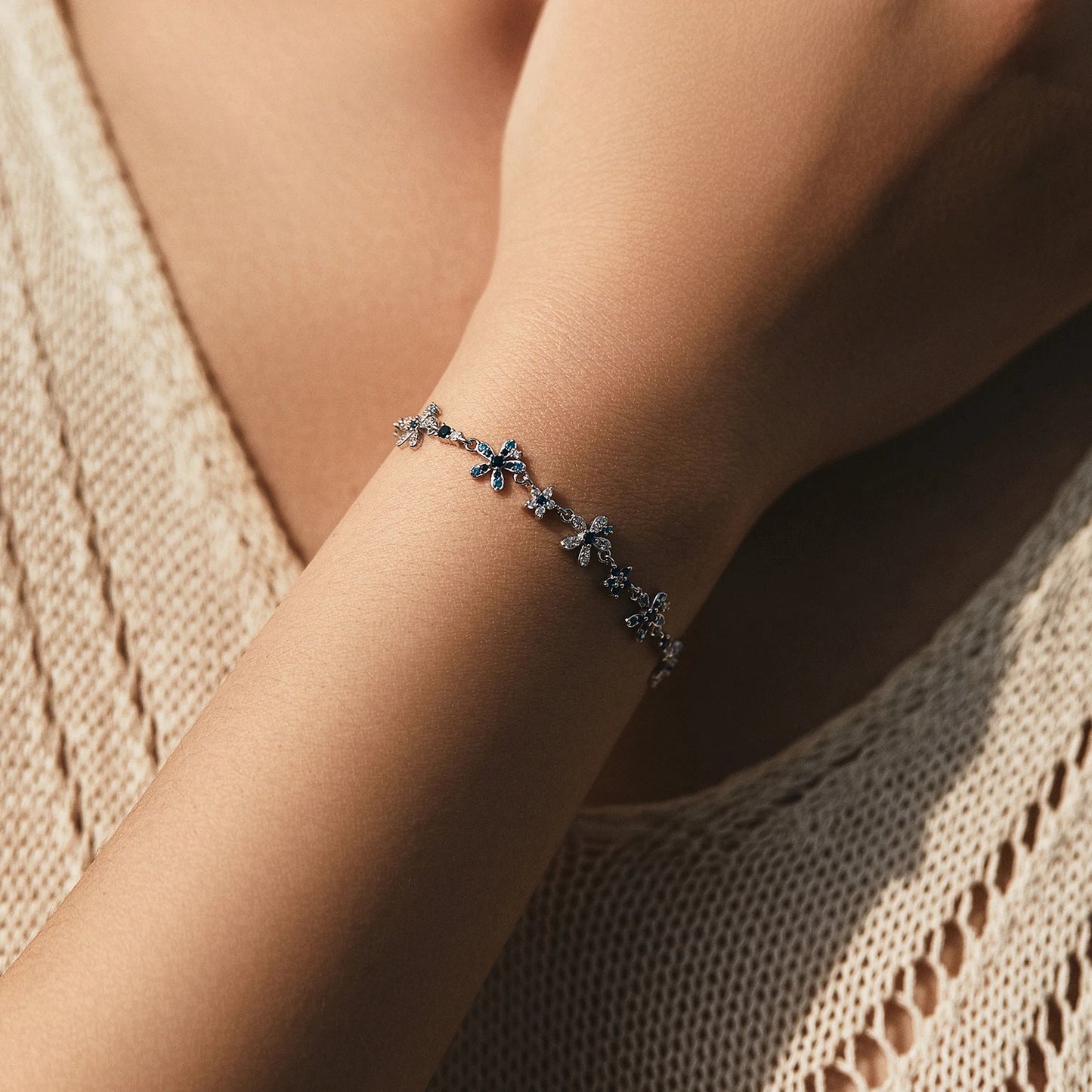 Exquisite 925 Sterling Silver Floral Pave CZ Bracelet - A Trendy Luxury Jewelry Gift for Women